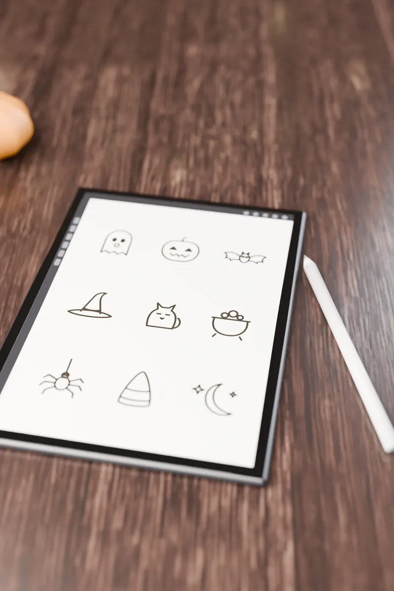 Halloween Doodles & SVG – Mockup